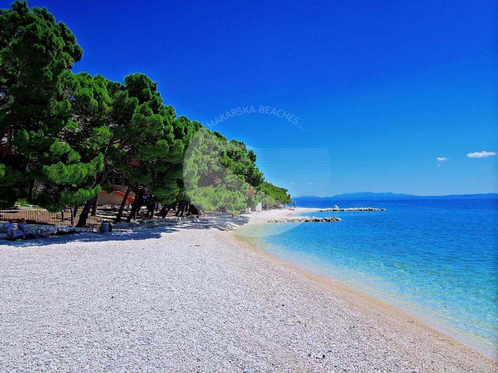 Apartment Petra Baška Voda Екстериор снимка