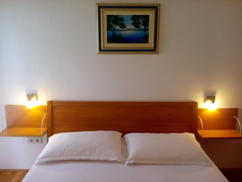 Apartment Petra Baška Voda Екстериор снимка