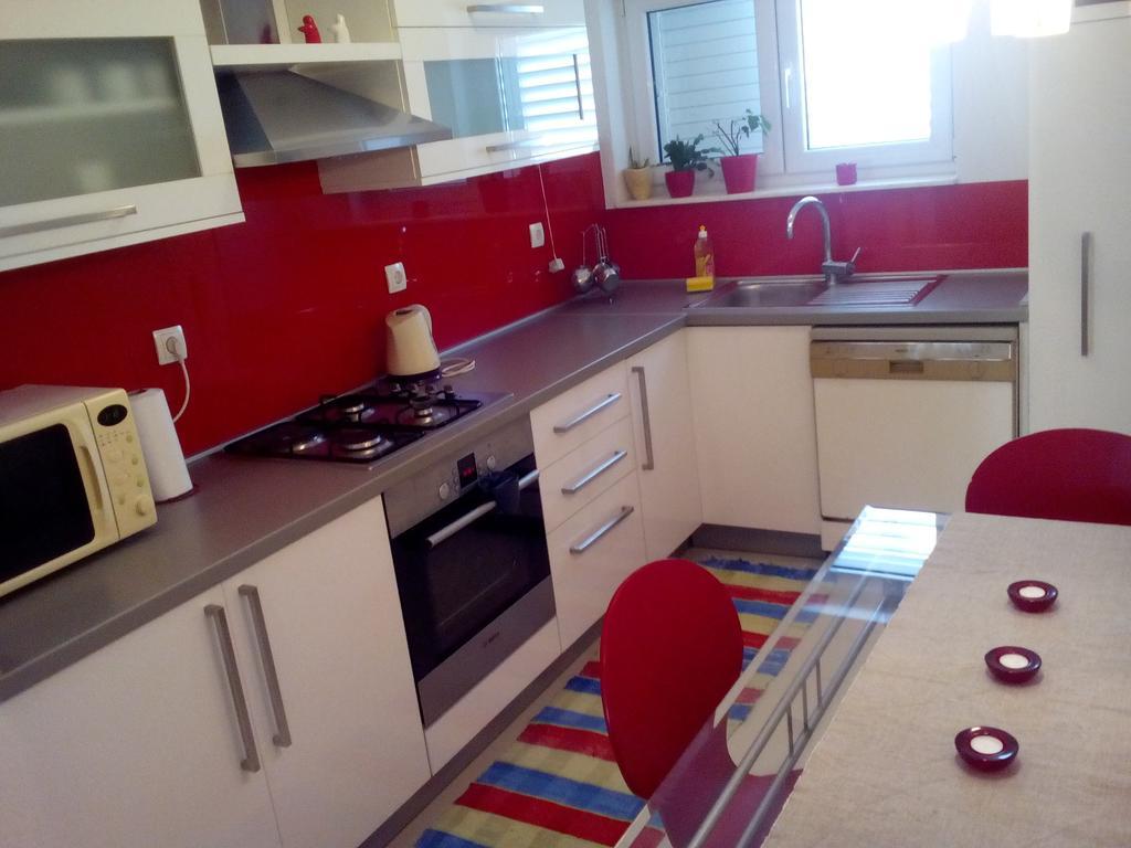 Apartment Petra Baška Voda Екстериор снимка