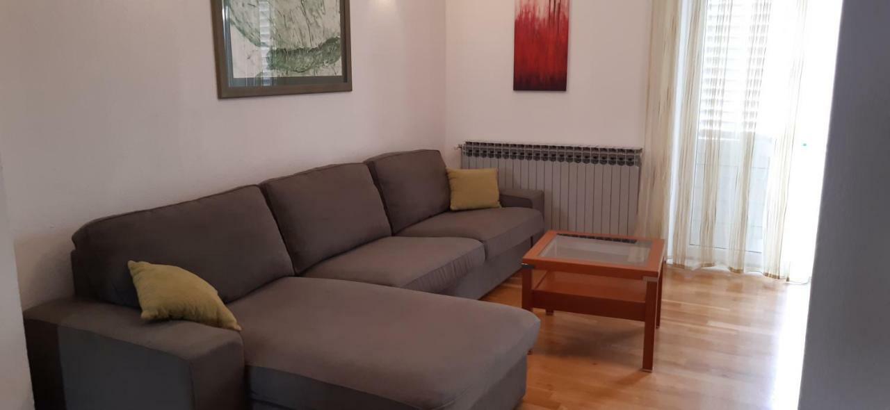 Apartment Petra Baška Voda Екстериор снимка